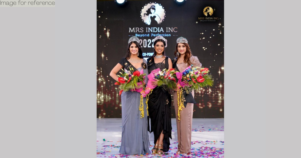 Soha Ali Khan & Azharuddin Crowns Mrs. Sargam Koushal As Mrs India World 2022-2023